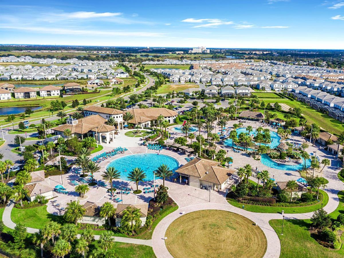 Family Home Located In A Luxurious Resort Kissimmee Exterior photo